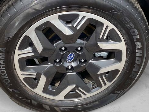 Certified 2025 Subaru Forester Premium AWD/4WD image 27