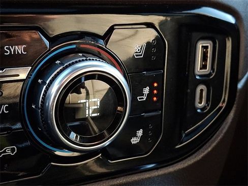 Used 2022 GMC Sierra 1500 SLT w/ SLT Premium Plus Package image 23