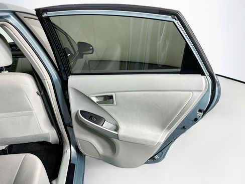 Used 2014 Toyota Prius Two image 27