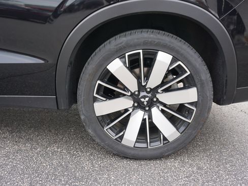 Used 2025 Mitsubishi Outlander SE image 6