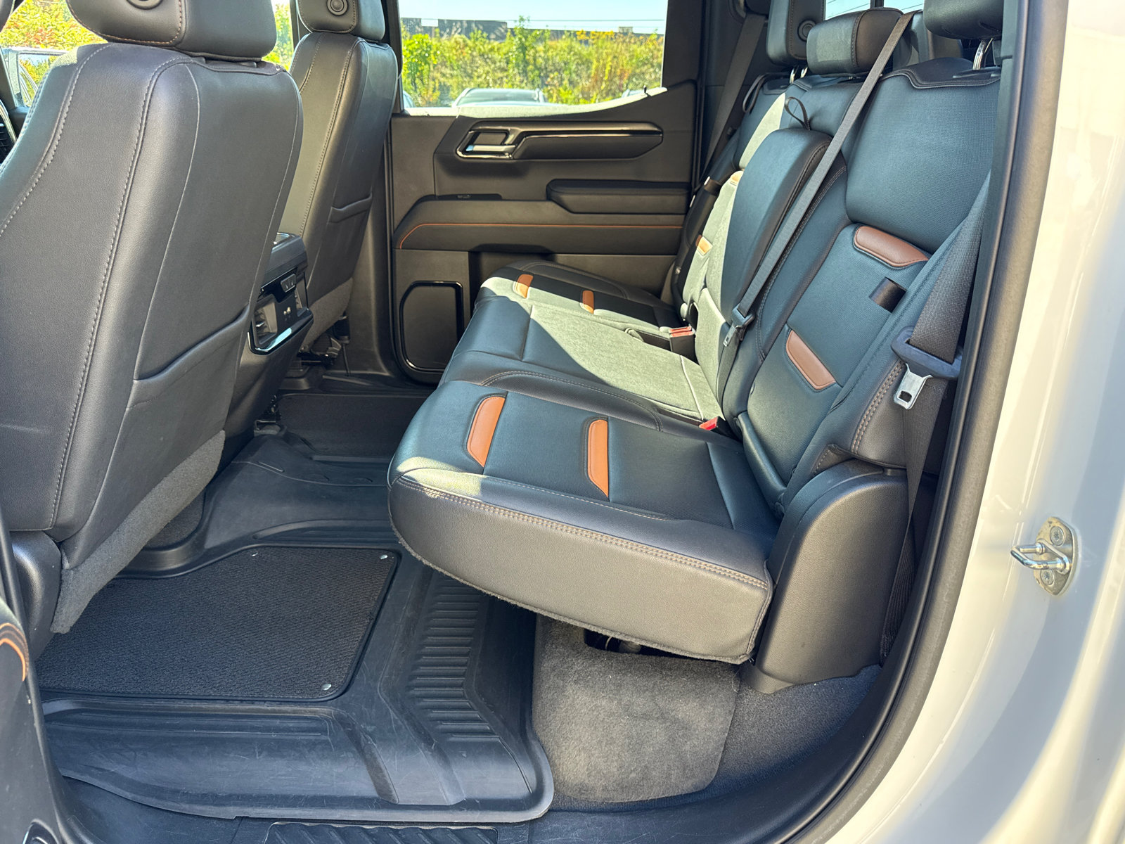 Used 2023 GMC Sierra 1500 AT4 w/ AT4 Premium Package AWD/4WD image 21