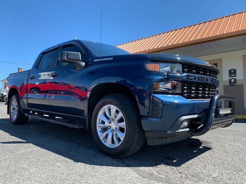 Used 2019 Chevrolet Silverado 1500 Custom w/ Custom Convenience Package image 7