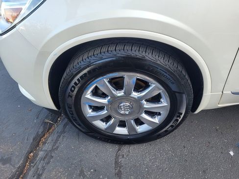 Used 2014 Buick Enclave Leather w/ Trailering Provision Package image 13