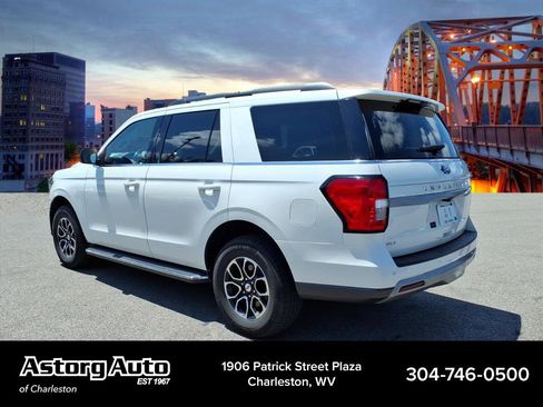 Used 2022 Ford Expedition XLT AWD/4WD image 5