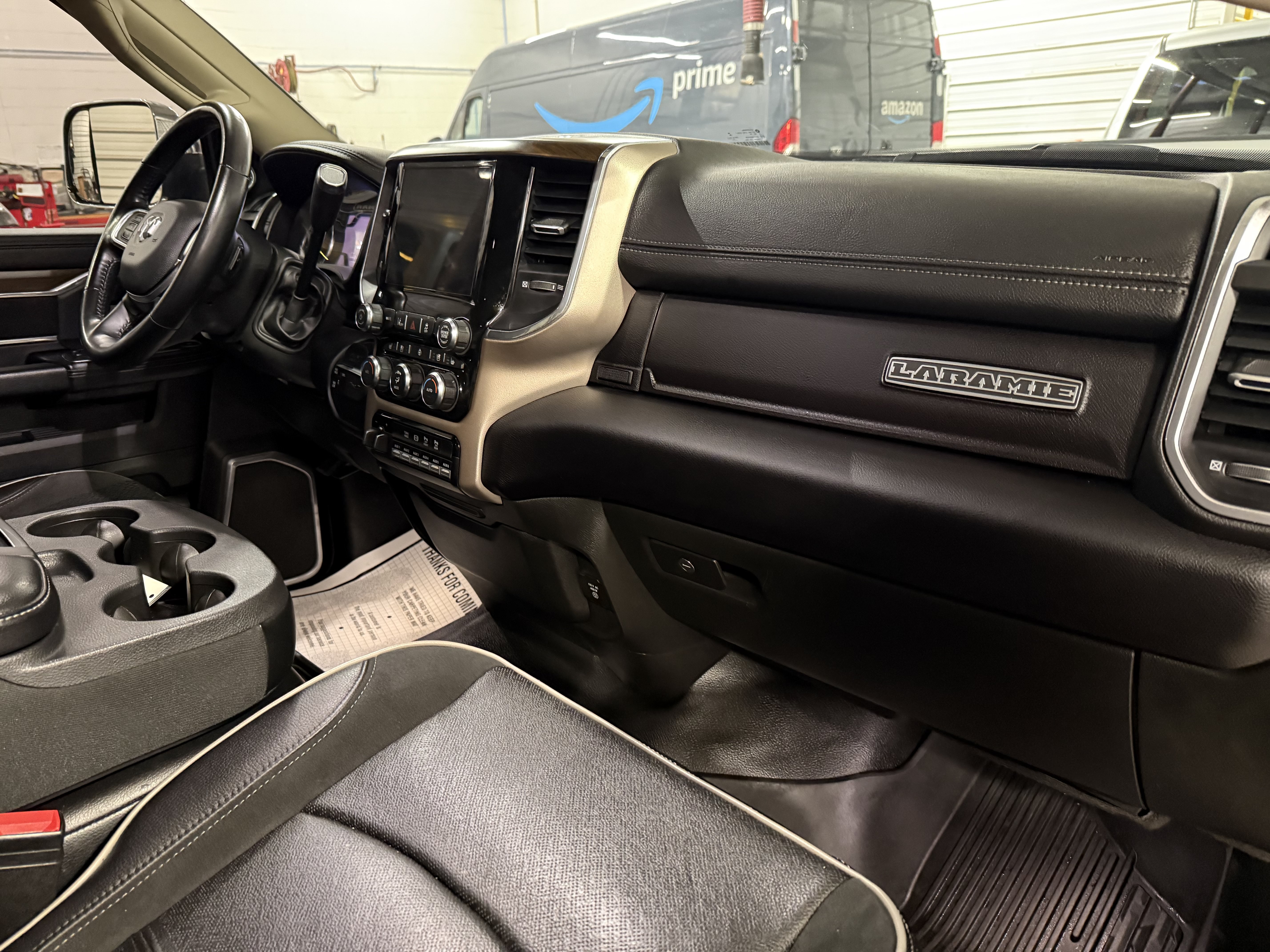 Used 2022 RAM 3500 Laramie AWD/4WD image 6