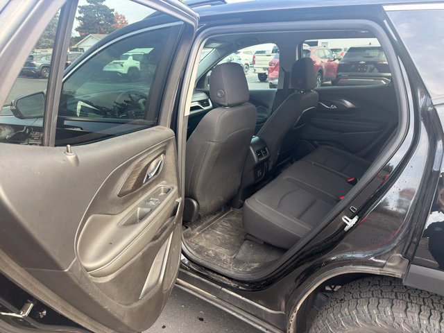 Used 2024 GMC Terrain SLE w/ Driver Convenience Package AWD/4WD image 11