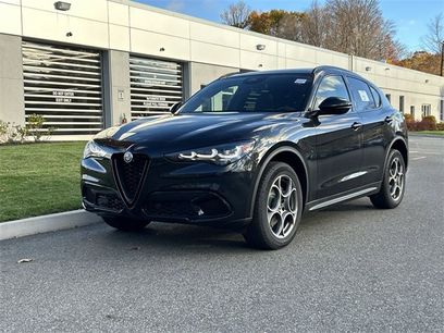 New 2025 Alfa Romeo Stelvio Sprint w/ Convenience Package