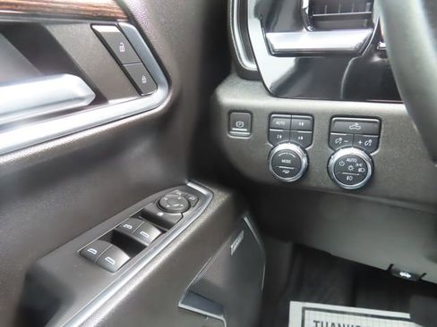 Used 2024 GMC Sierra 1500 Elevation w/ Preferred Package AWD/4WD image 23