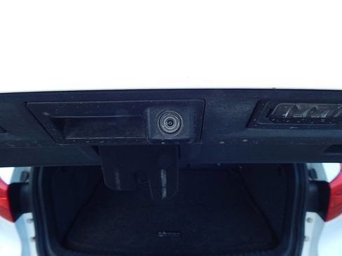 Used 2016 Volkswagen Tiguan SEL image 36