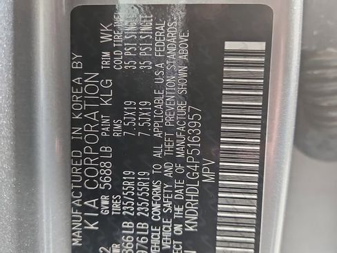 Used 2023 Kia Sorento EX image 30