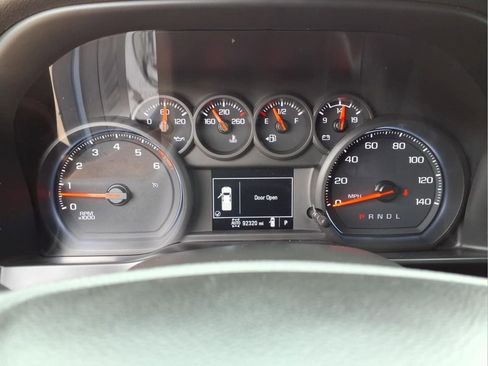 Used 2020 Chevrolet Silverado 1500 Custom Trail Boss w/ LPO, Dark Essentials Package AWD/4WD image 24
