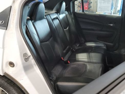 Used 2013 Chrysler 200 Limited FWD image 19