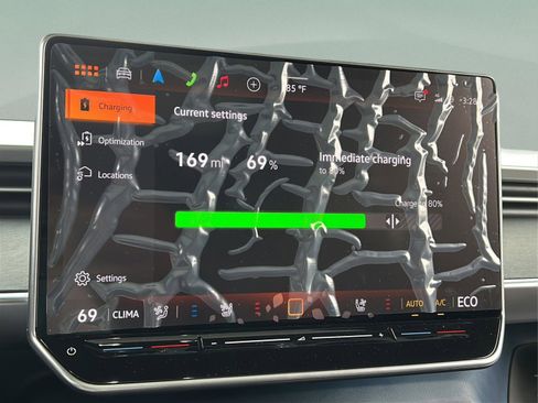 New 2025 Volkswagen ID. Buzz Pro S Plus image 18