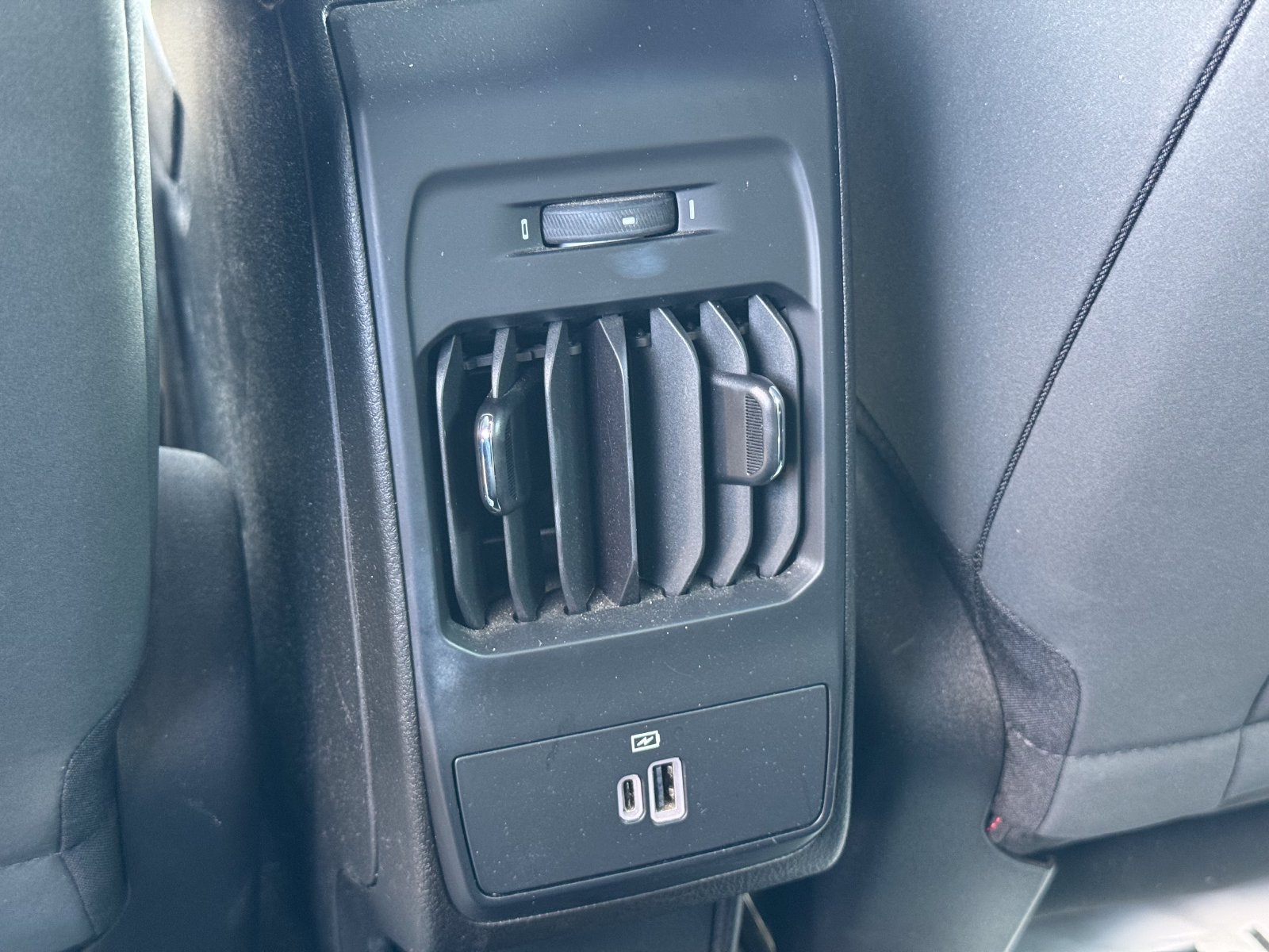 Used 2024 Dodge Hornet GT w/ GT Blacktop Package AWD/4WD image 15
