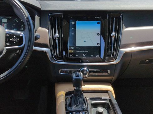Used 2018 Volvo V90 T6 Cross Country AWD/4WD image 30