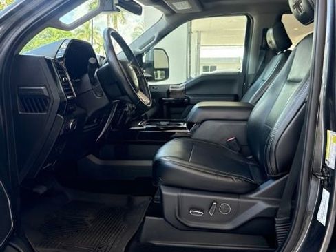 Used 2019 Ford F250 Lariat w/ Lariat Ultimate Package AWD/4WD image 8