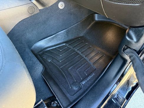 Used 2018 Jeep Wrangler Unlimited Sport S image 24