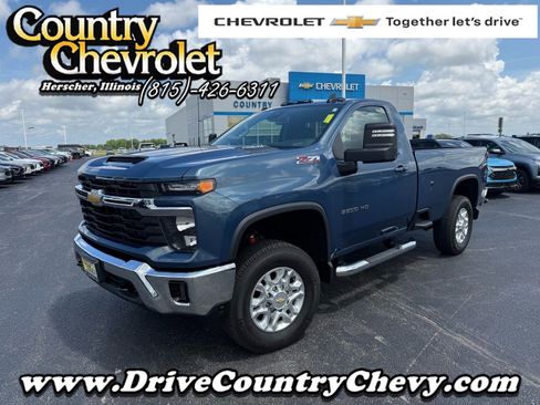 Used 2025 Chevrolet Silverado 3500 LT AWD/4WD image 1