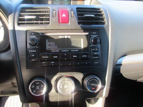 Used 2015 Subaru Forester 2.5i Premium w/ All-Weather Package AWD/4WD image 24