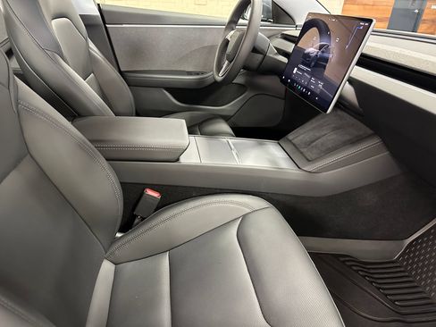 Used 2025 Tesla Model 3 Long Range RWD image 25