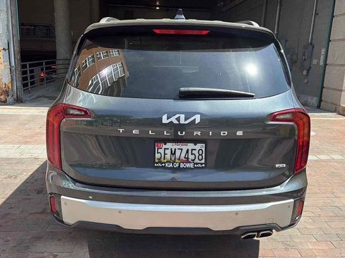 Used 2024 Kia Telluride S w/ S Sunroof Package image 6