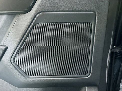 Used 2022 Ford F150 XLT w/ Equipment Group 302A High image 18