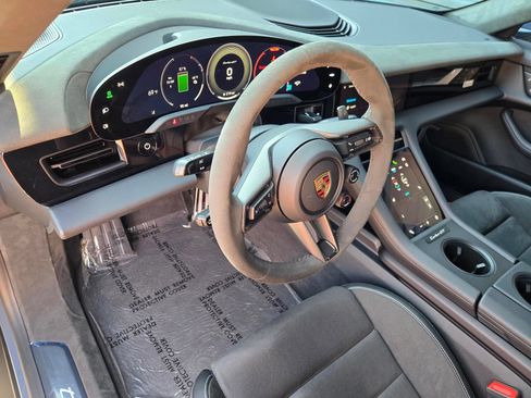 Certified 2025 Porsche Taycan Turbo GT AWD/4WD image 4