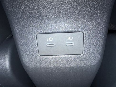 Used 2026 Nissan Kicks SR FWD image 33
