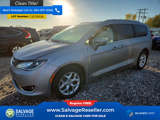 Used 2017 Chrysler Pacifica Touring-L Plus w/ Tire & Wheel Group FWD image 1