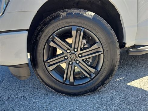 Used 2021 Ford F150 XLT w/ Equipment Group 302A High image 28