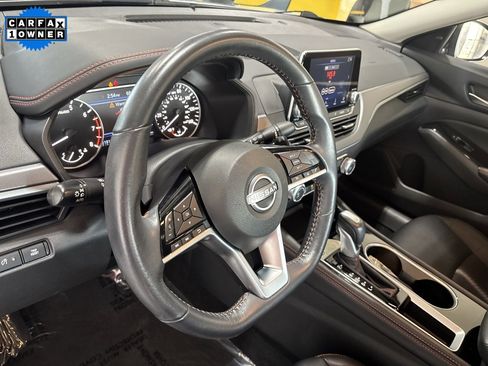Used 2024 Nissan Altima 2.5 SR image 17