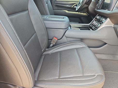 Used 2024 GMC Yukon XL Denali w/ Max Trailering Package AWD/4WD image 22