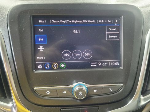 Used 2022 Chevrolet Equinox LT image 25