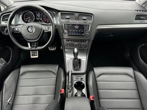 Used 2017 Volkswagen Golf Alltrack SEL image 13