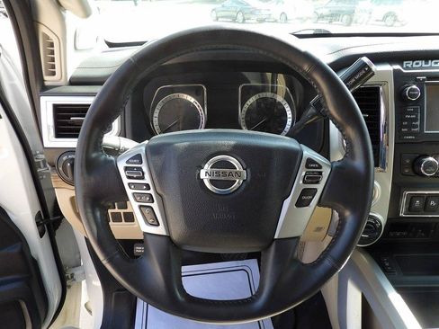 Used 2017 Nissan Titan SL w/ Chrome Package AWD/4WD image 14
