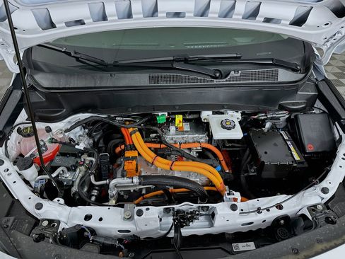 New 2027 Chevrolet Bolt LT w/ Comfort Package FWD image 30
