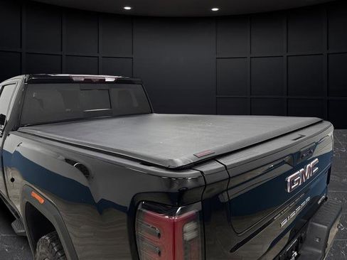 Used 2024 GMC Sierra 2500 AT4 w/ AT4 Premium Plus Package image 39