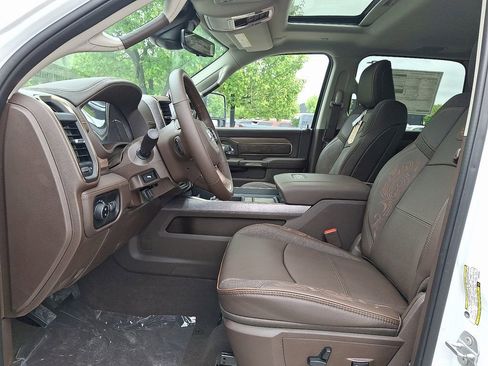New 2026 RAM 2500 Limited AWD/4WD image 6