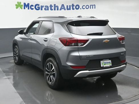 Used 2025 Chevrolet TrailBlazer LT w/ Driver Confidence Package image 24