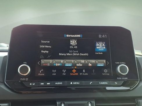 Used 2025 Nissan Pathfinder S AWD/4WD image 18