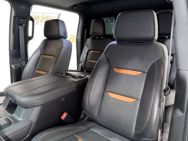 Used 2023 GMC Sierra 1500 AT4 w/ Technology Package AWD/4WD image 12