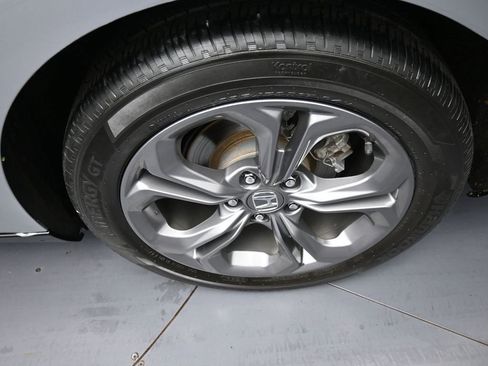 Used 2023 Honda Accord EX-L image 15