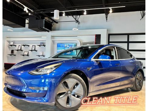 Used 2017 Tesla Model 3 Long Range image 1