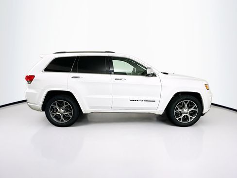 Used 2020 Jeep Grand Cherokee Overland RWD image 10