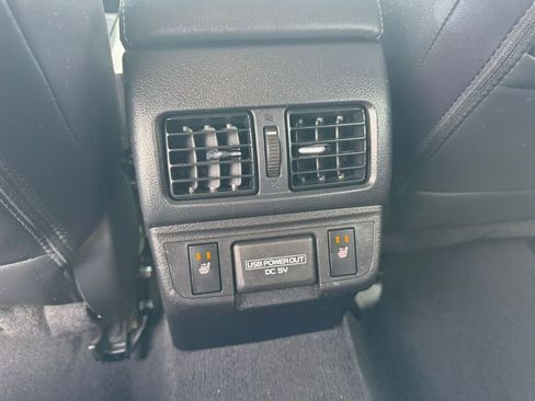 Used 2018 Subaru Outback 2.5i Limited image 10