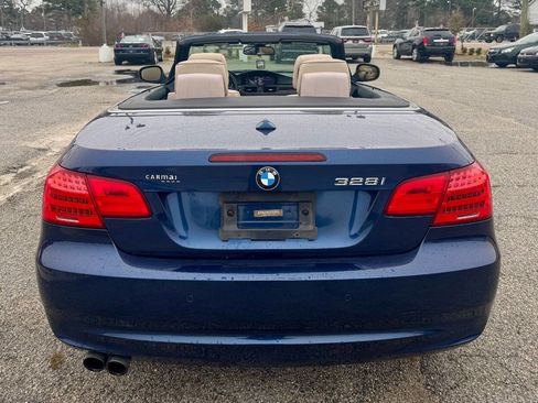 Used 2013 BMW 328i Convertible image 12