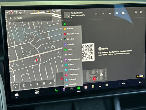 Used 2023 Tesla Model X Standard Range image 16