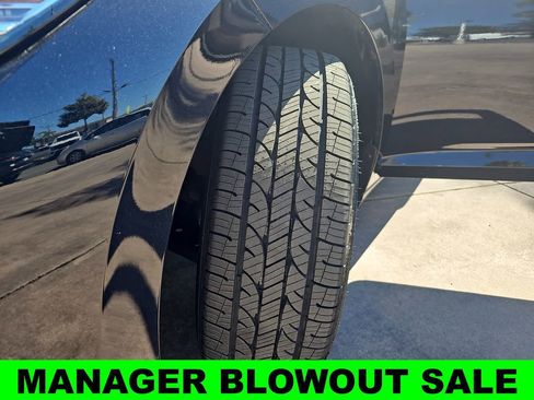 Used 2024 Volkswagen Jetta SE FWD image 34