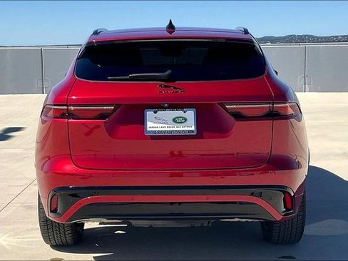 Used 2024 Jaguar F-PACE R-Dynamic S image 4