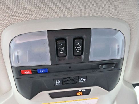 Used 2018 Subaru Crosstrek 2.0i Limited AWD/4WD image 26